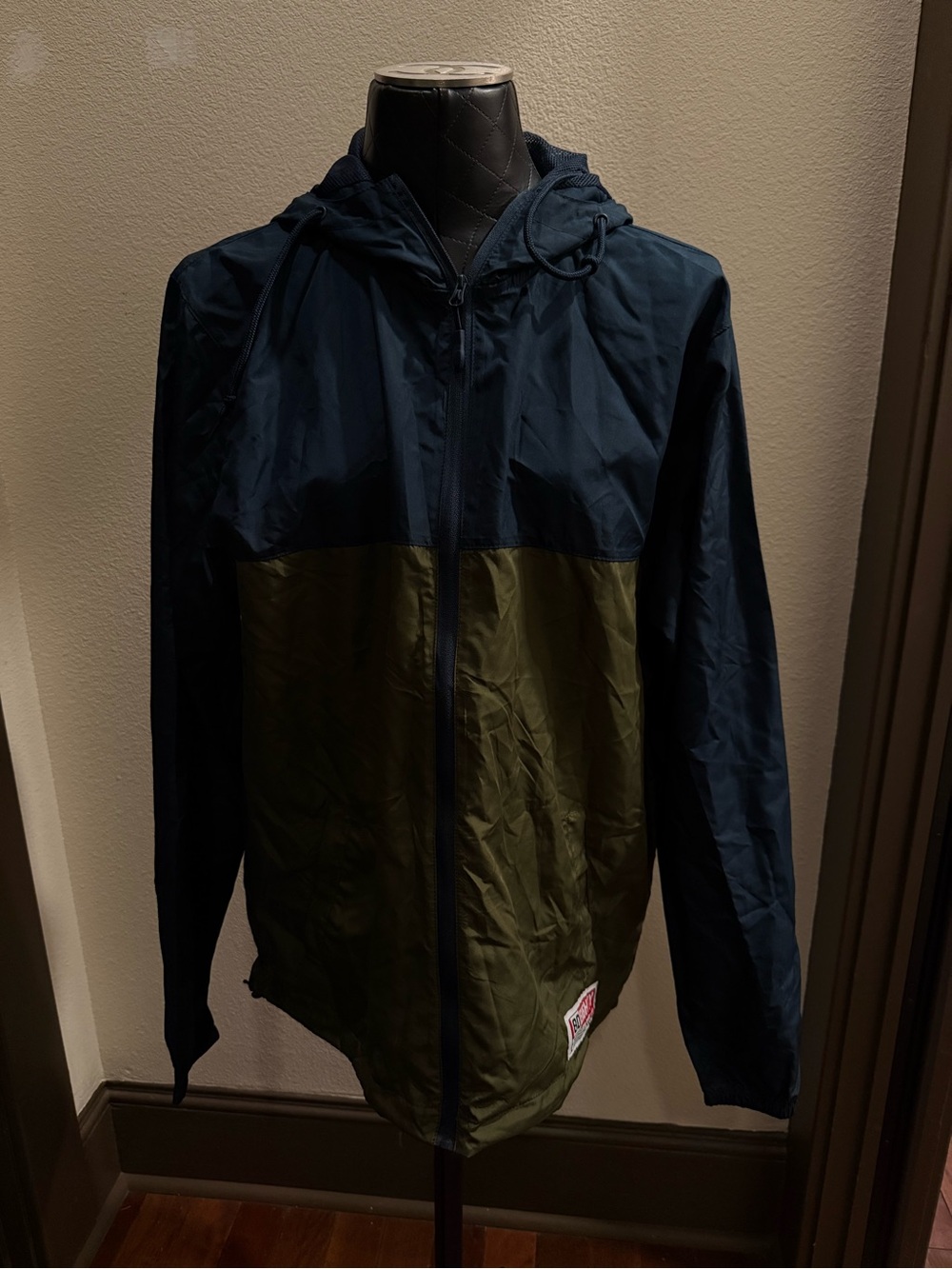 Men's Two-Tone Hooded Windbreaker Jacket - Navy & Olive